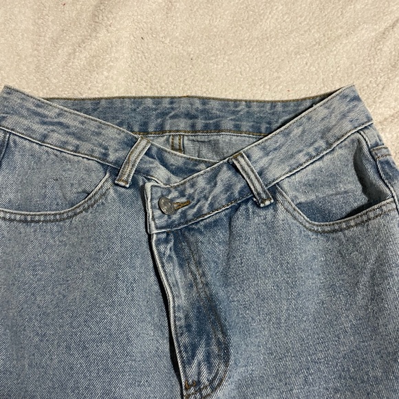 Long Jean skirt - size small - never worn - Picture 3 of 6